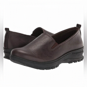 NEW Easy Street Juanita Flat Sneaker In Brown